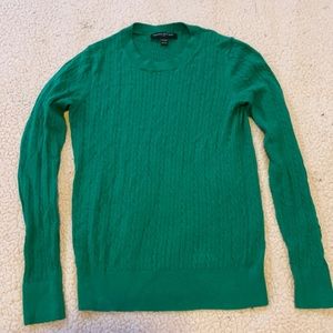Green long sleeve sweater